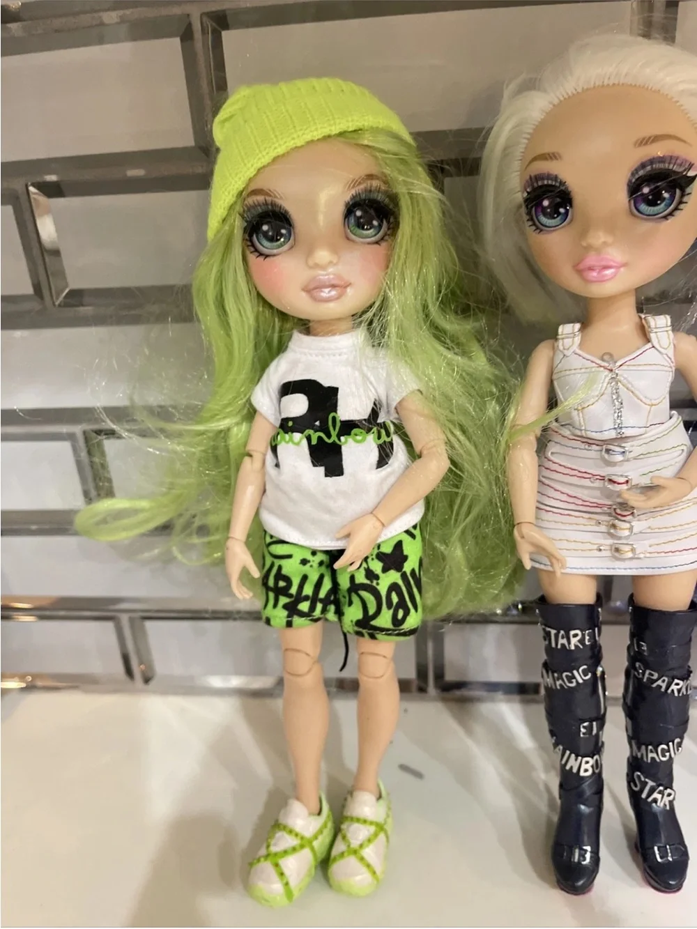 Rainbow High Winter Break Jade Hunter  Violet Willow And Doll White Hair Great